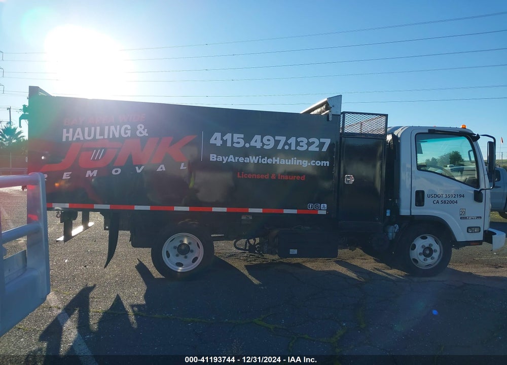 2021 ISUZU NPR XD VIN: JALC4W160M7K01576