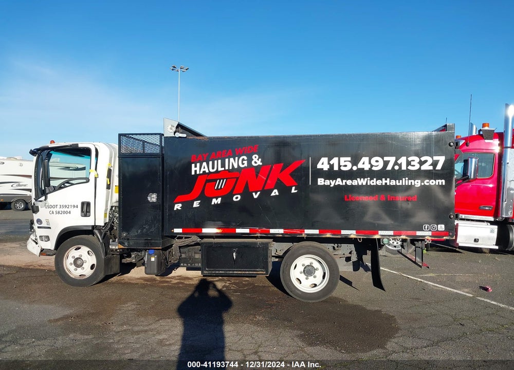 2021 ISUZU NPR XD VIN: JALC4W160M7K01576