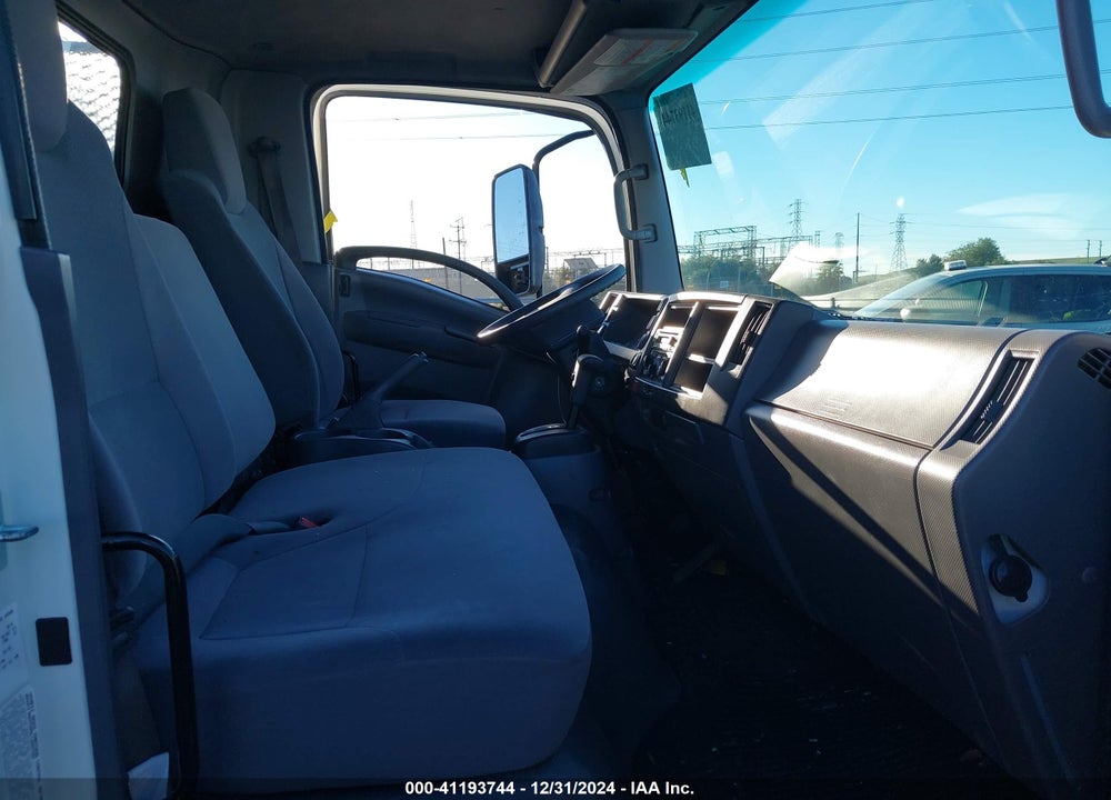 2021 ISUZU NPR XD VIN: JALC4W160M7K01576