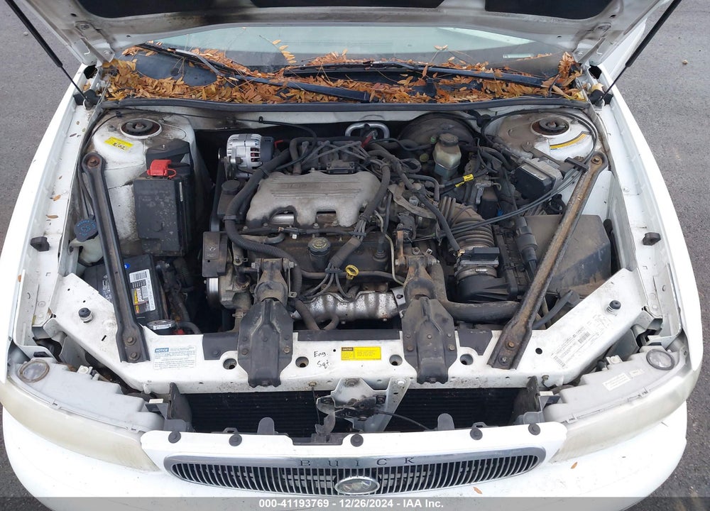 1998 BUICK CENTURY CUSTOM VIN: 2G4WS52M8W1612733