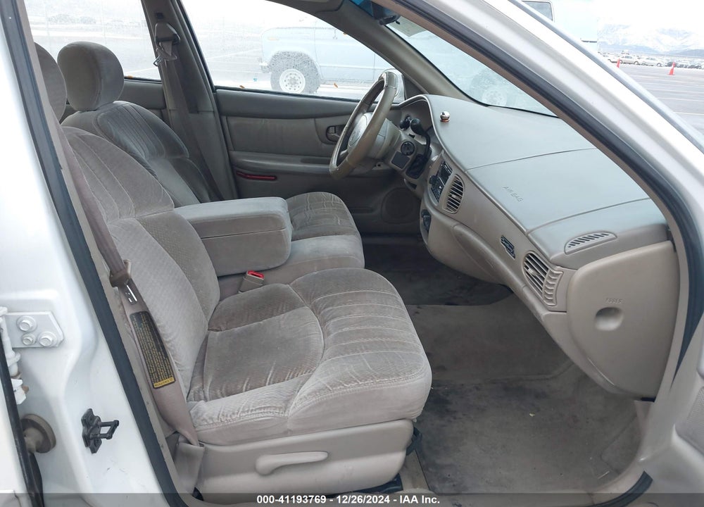 1998 BUICK CENTURY CUSTOM VIN: 2G4WS52M8W1612733