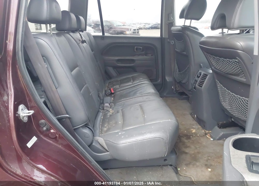 2007 HONDA PILOT EX-L VIN: 5FNYF28587B018352
