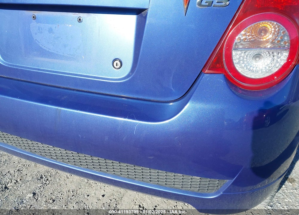 2009 PONTIAC G3 VIN: KL2TD66E29B660813