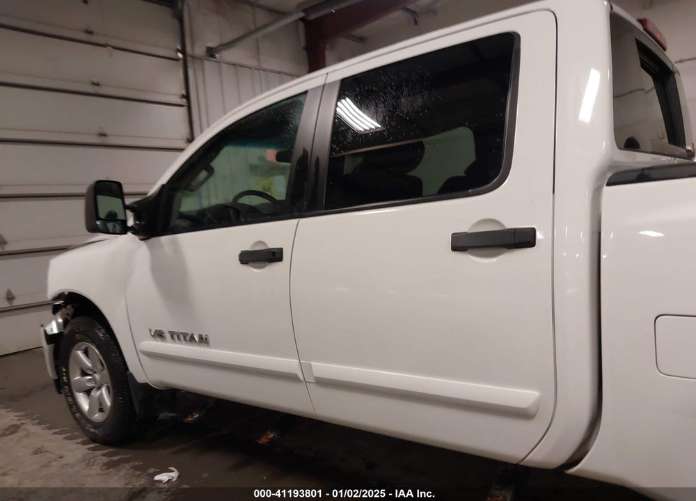 2013 NISSAN TITAN VIN: 1N6AA0EC6DN307232