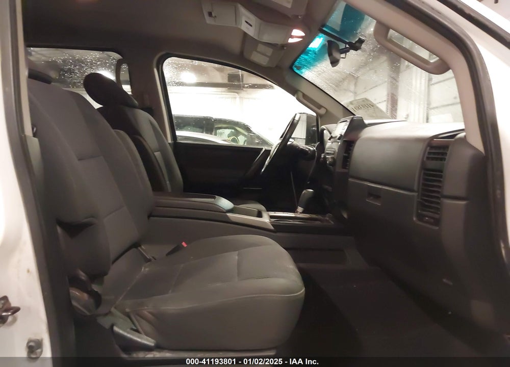 2013 NISSAN TITAN VIN: 1N6AA0EC6DN307232