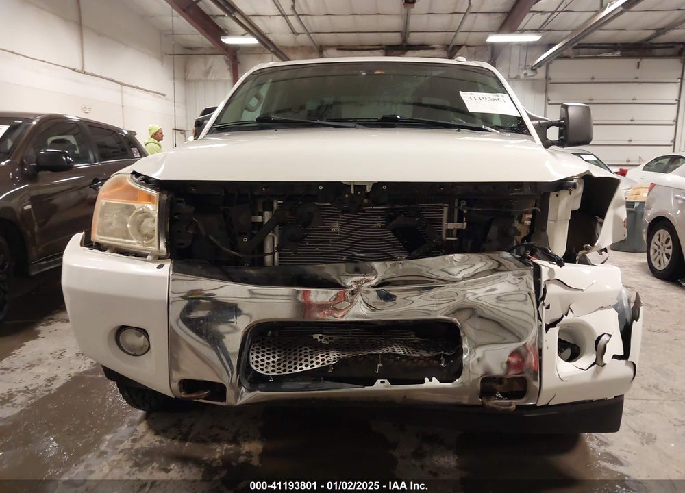 2013 NISSAN TITAN VIN: 1N6AA0EC6DN307232