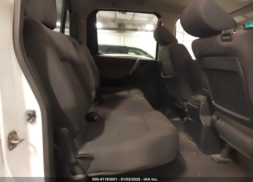 2013 NISSAN TITAN VIN: 1N6AA0EC6DN307232