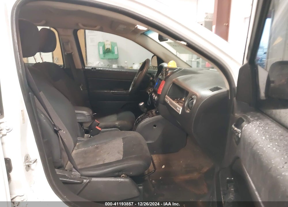 2014 JEEP COMPASS SPORT VIN: 1C4NJDBB1ED623815
