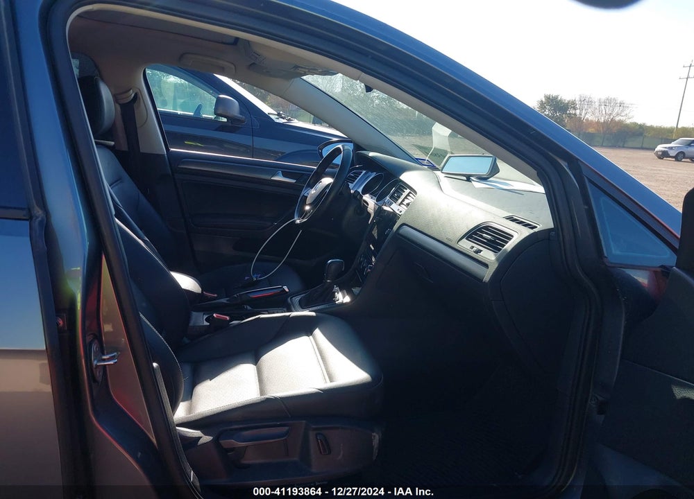 2018 VOLKSWAGEN GOLF VIN: 3VWG17AU6JM251655