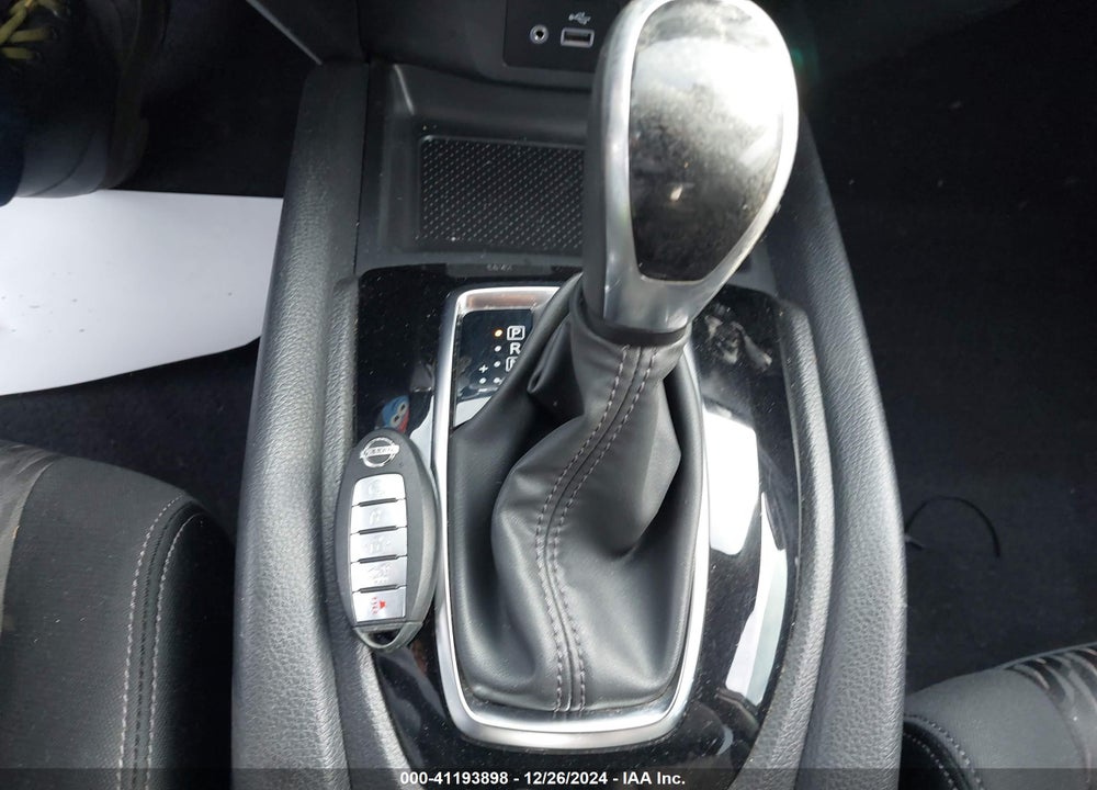 2020 NISSAN ROGUE SV FWD VIN: JN8AT2MTXLW014327