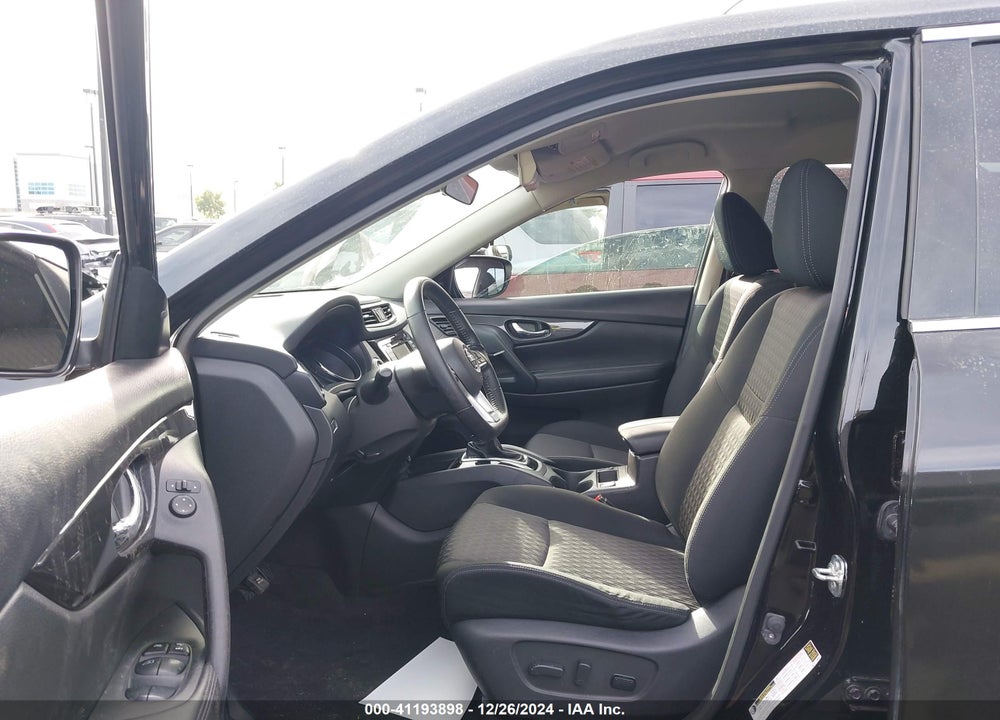 2020 NISSAN ROGUE SV FWD VIN: JN8AT2MTXLW014327
