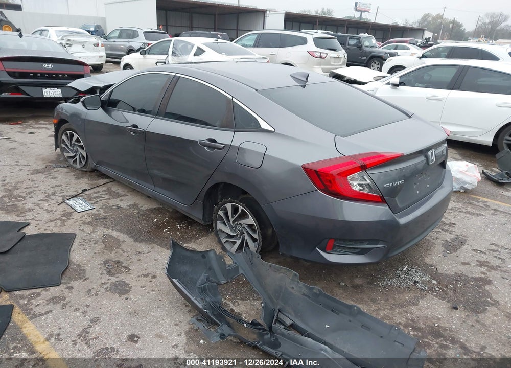 2018 HONDA CIVIC VIN: 19XFC2F76JE034115