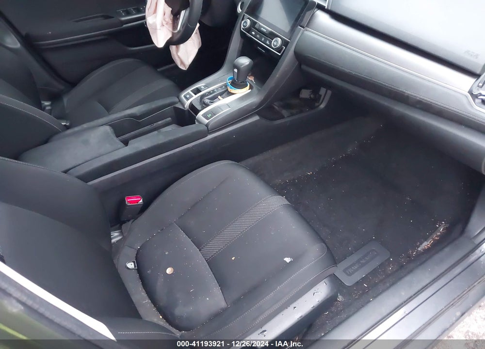 2018 HONDA CIVIC VIN: 19XFC2F76JE034115