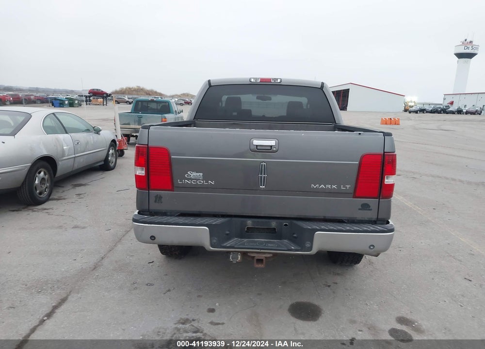 2006 LINCOLN MARK LT VIN: 5LTPW18516FJ02915