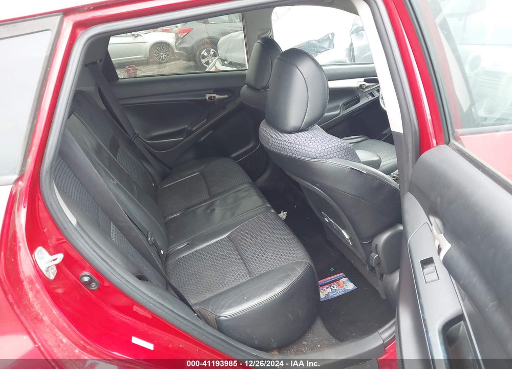 2010 PONTIAC VIBE GT VIN: 5Y2SR6E00AZ400499