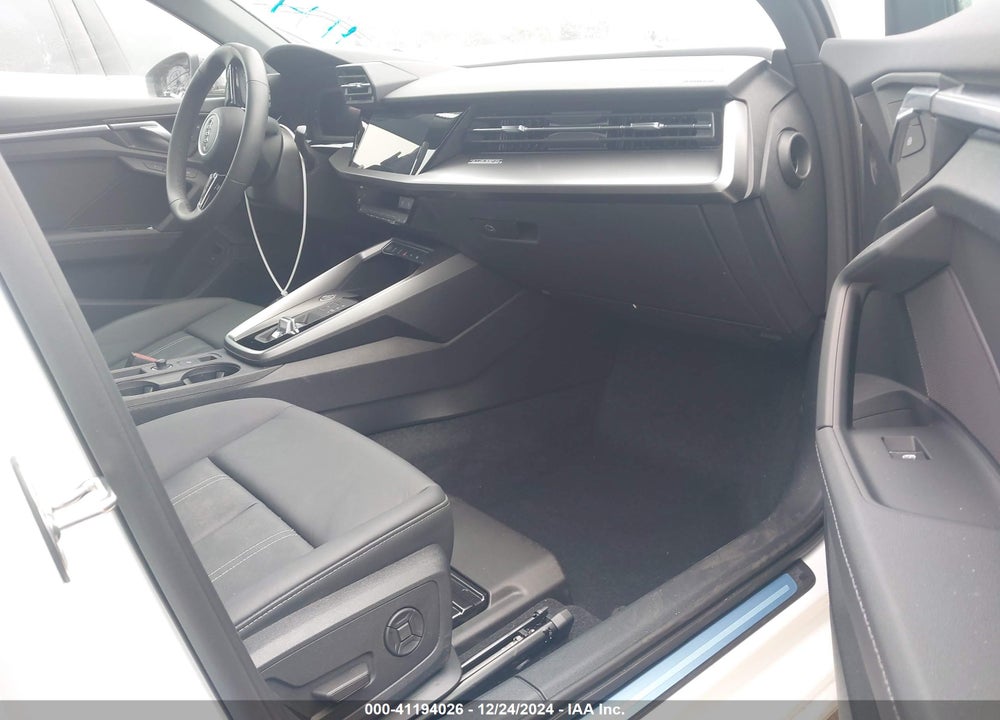 2024 AUDI A3 VIN: WAUGUDGYXRA134735