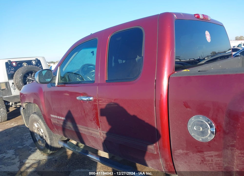 2013 CHEVROLET SILVERADO 1500 LT VIN: 1GCRCSE07DZ138591
