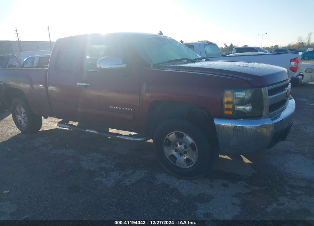 2013 CHEVROLET SILVERADO 1500 LT VIN: 1GCRCSE07DZ138591