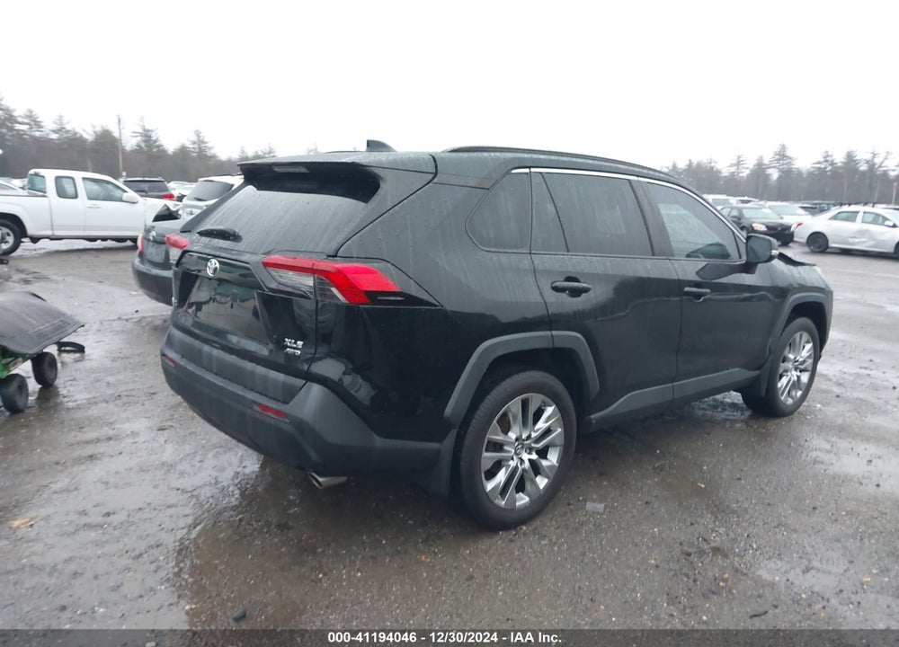 2019 TOYOTA RAV4 XLE PREMIUM VIN: 2T3A1RFV7KC010677