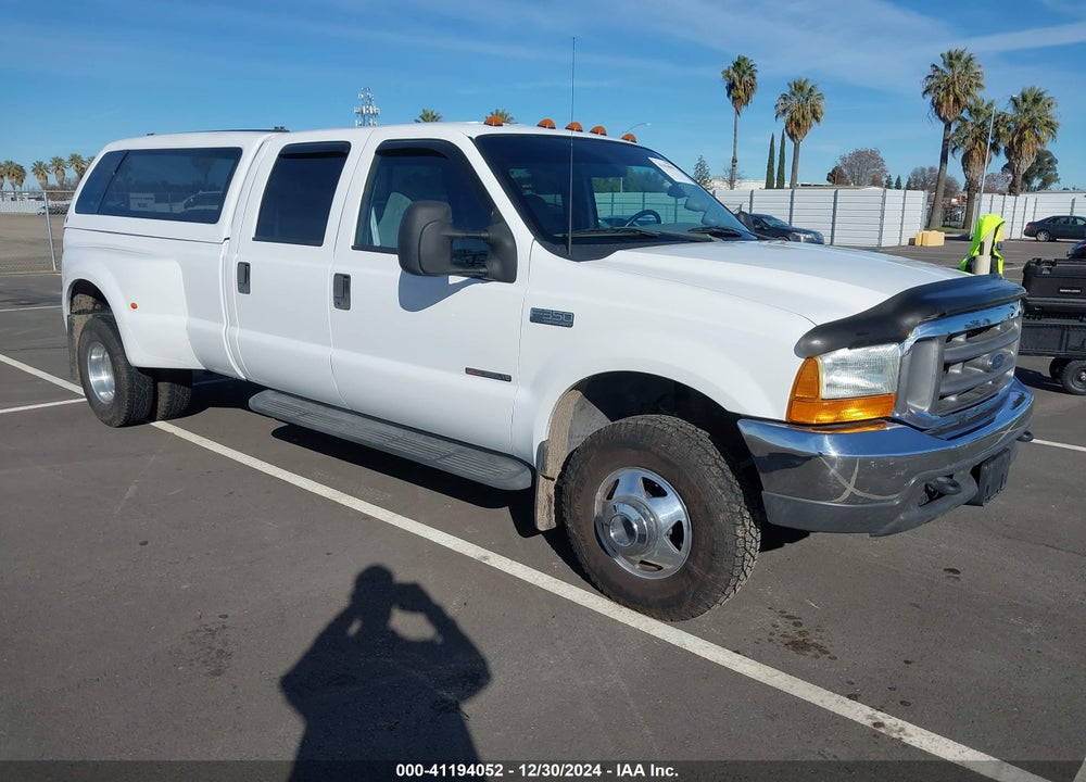 1999 FORD F-350 LARIAT/XL/XLT VIN: 1FTWW33F8XEE95619