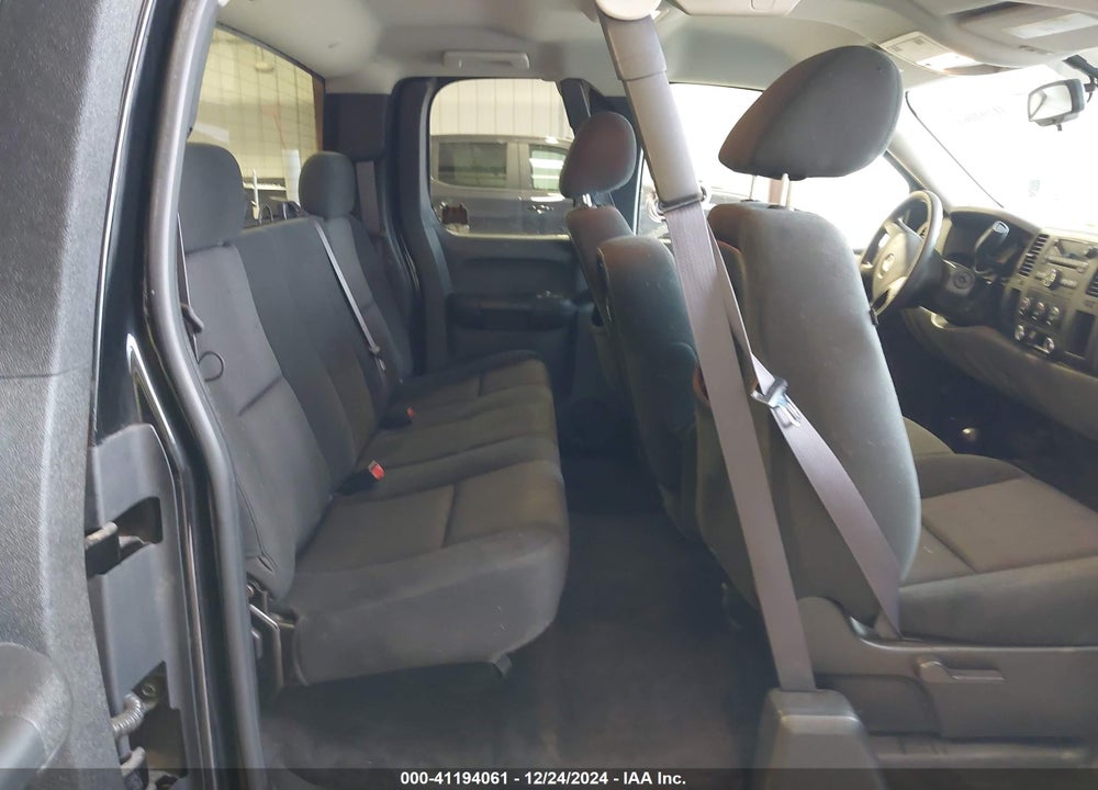 2011 CHEVROLET SILVERADO 1500 LS VIN: 1GCRKREA0BZ341663