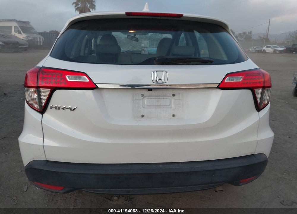 2022 HONDA HR-V 2WD LX VIN: 3CZRU5H33NM725193
