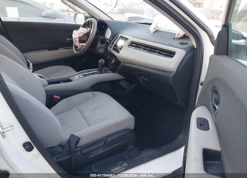 2022 HONDA HR-V 2WD LX VIN: 3CZRU5H33NM725193