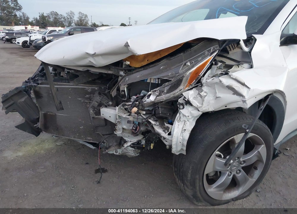 2022 HONDA HR-V 2WD LX VIN: 3CZRU5H33NM725193