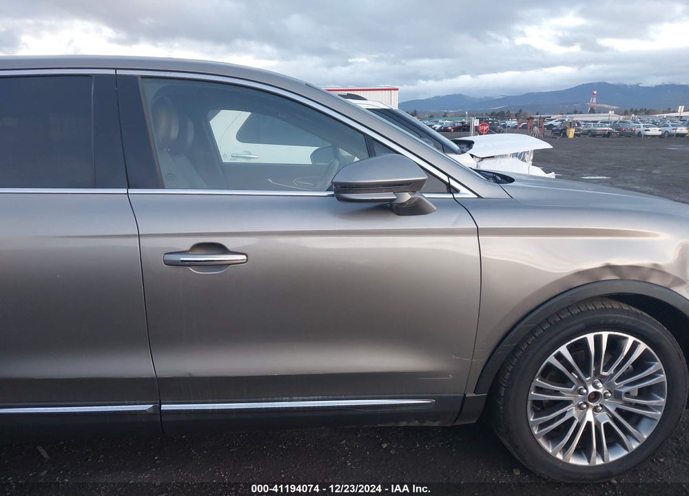 2016 LINCOLN MKX RESERVE VIN: 2LMTJ8LR9GBL56099