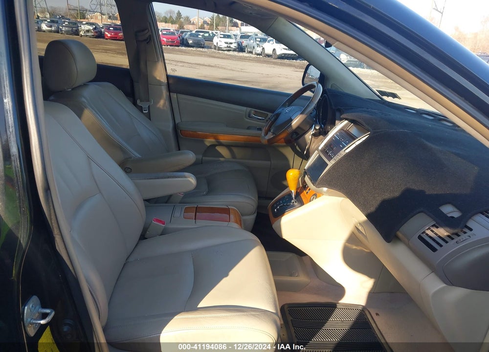 2004 LEXUS RX 330 VIN: 2T2HA31U24C025184
