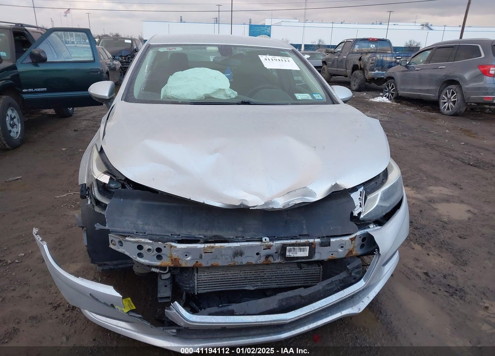 2017 CHEVROLET CRUZE VIN: 1G1BE5SMXH7236285