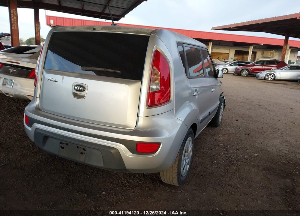 2013 KIA SOUL VIN: KNDJT2A53D7527822