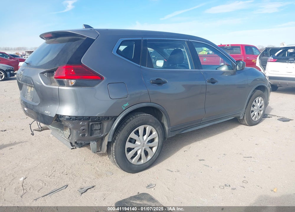 2017 NISSAN ROGUE S VIN: JN8AT2MV1HW020848