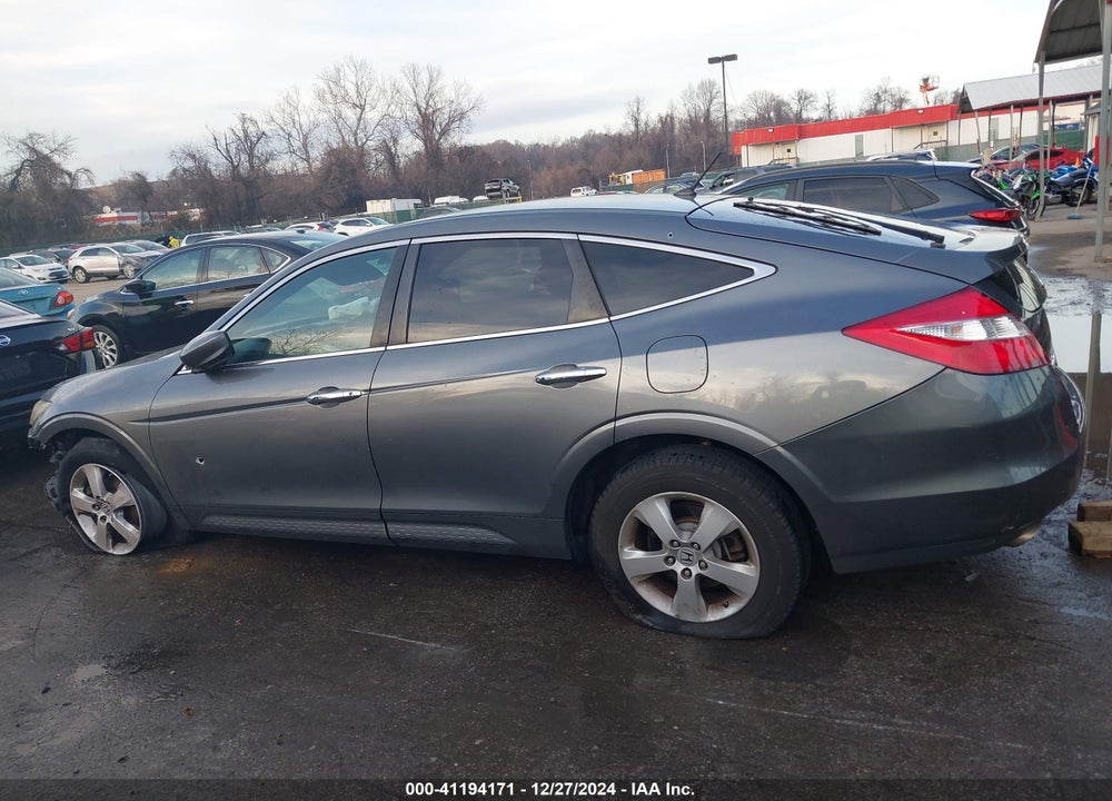 2011 HONDA ACCORD CROSSTOUR EX VIN: 5J6TF1H32BL000402