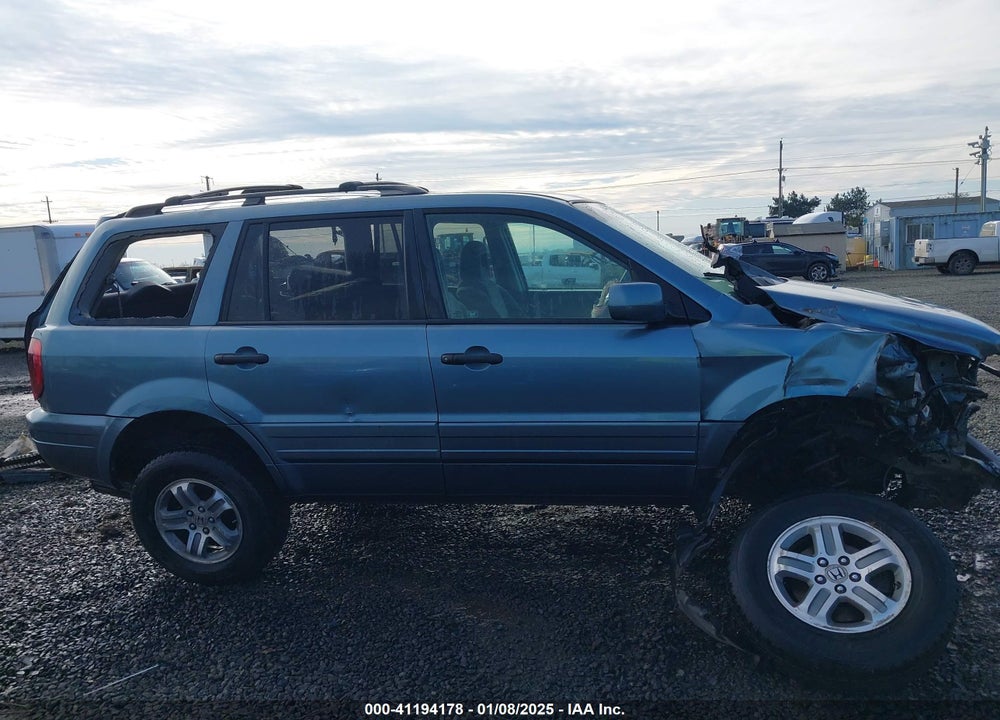2005 HONDA PILOT EX VIN: 5FNYF184X5B025978