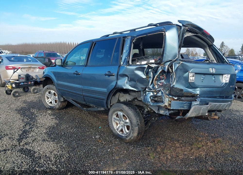2005 HONDA PILOT EX VIN: 5FNYF184X5B025978