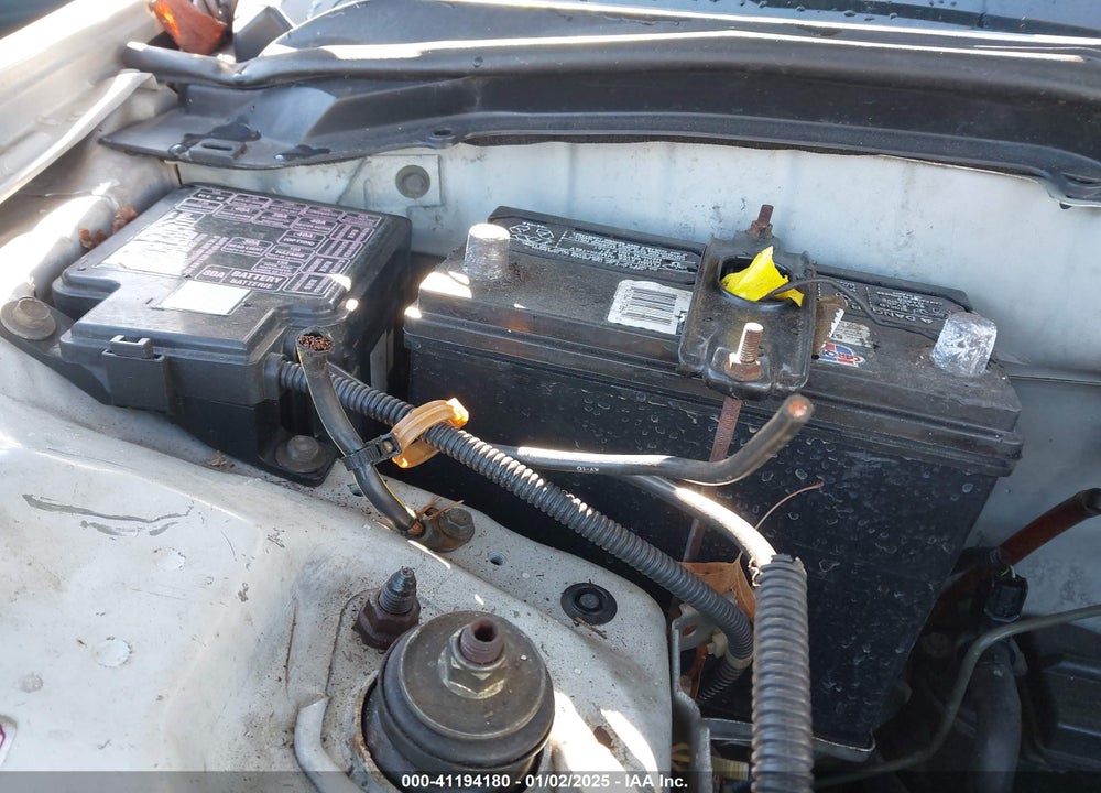 1998 HONDA CIVIC DX VIN: 2HGEJ6625WH579068