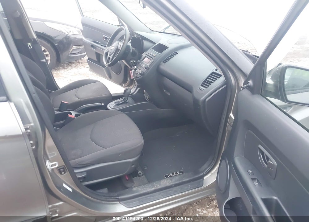 2013 KIA SOUL VIN: KNDJT2A52D7526564