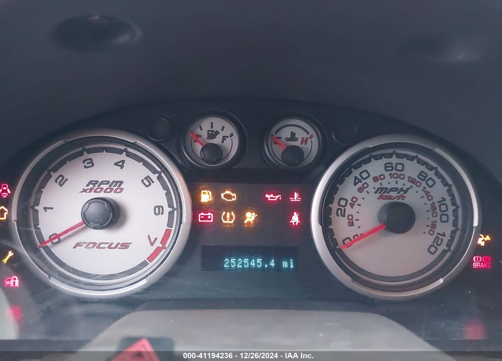 2008 FORD FOCUS VIN: 1FAHP33N58W233409