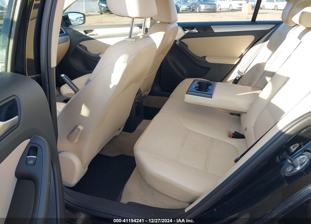 2013 VOLKSWAGEN JETTA VIN: 3VWDX7AJXDM389534