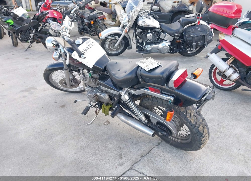 2005 HONDA CMX250 C VIN: JH2MC13105K100363