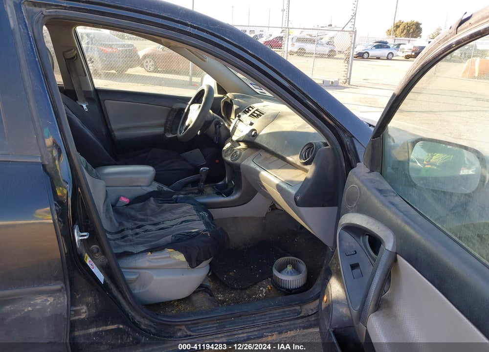 2009 TOYOTA RAV4 LIMITED VIN: JTMZK31V395025987