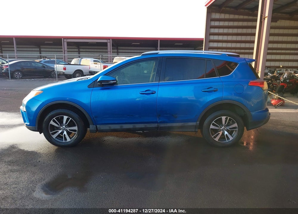 2016 TOYOTA RAV4 XLE VIN: JTMWFREV7GJ083559