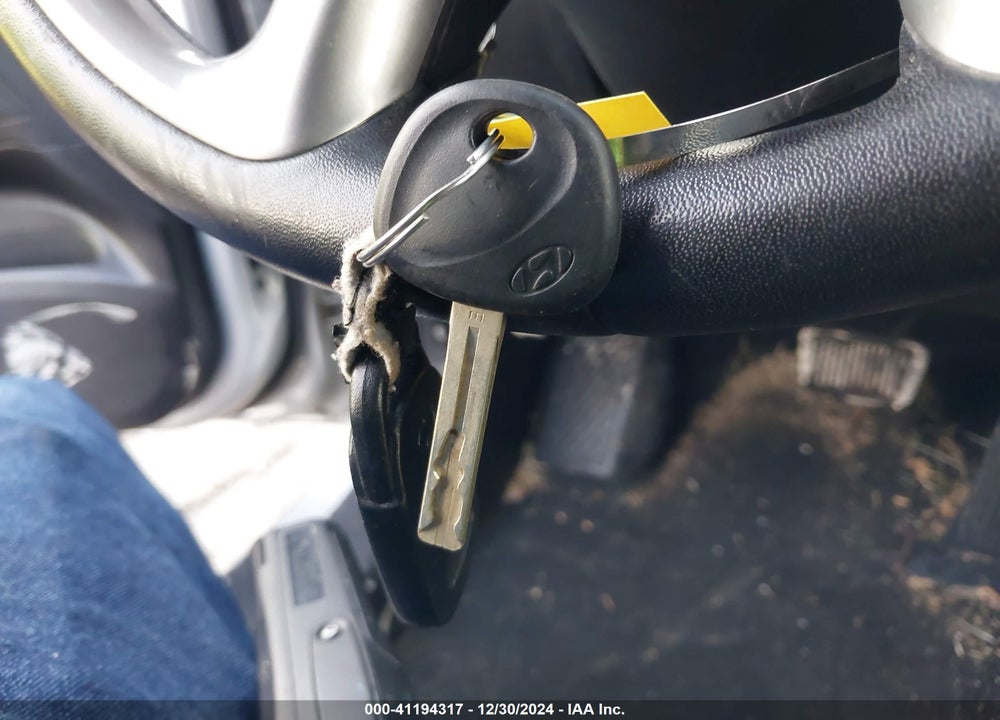 2012 HYUNDAI TUCSON VIN: KM8JU3AC0CU524079