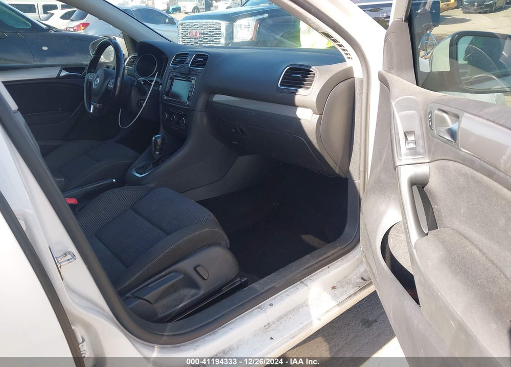 2013 VOLKSWAGEN GOLF VIN: WVWDM7AJ6DW127196