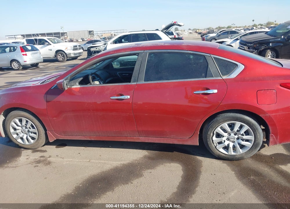 2017 NISSAN ALTIMA VIN: 1N4AL3APXHN319032
