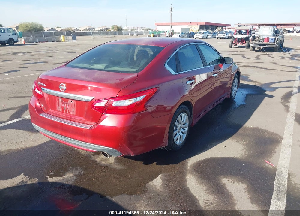 2017 NISSAN ALTIMA VIN: 1N4AL3APXHN319032