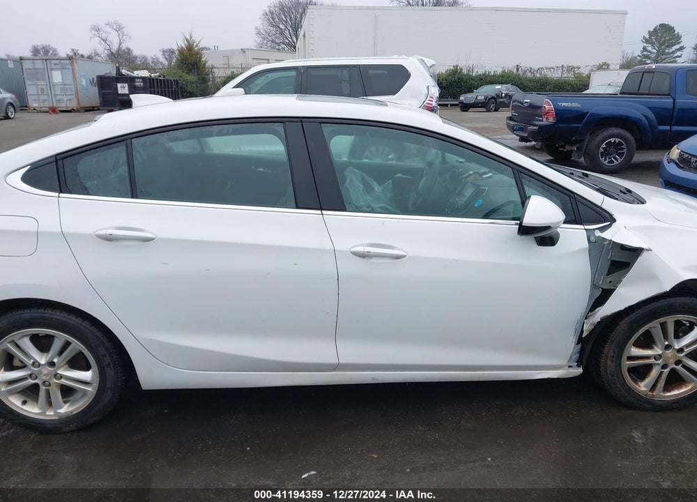 2017 CHEVROLET CRUZE VIN: 1G1BE5SM0H7186626