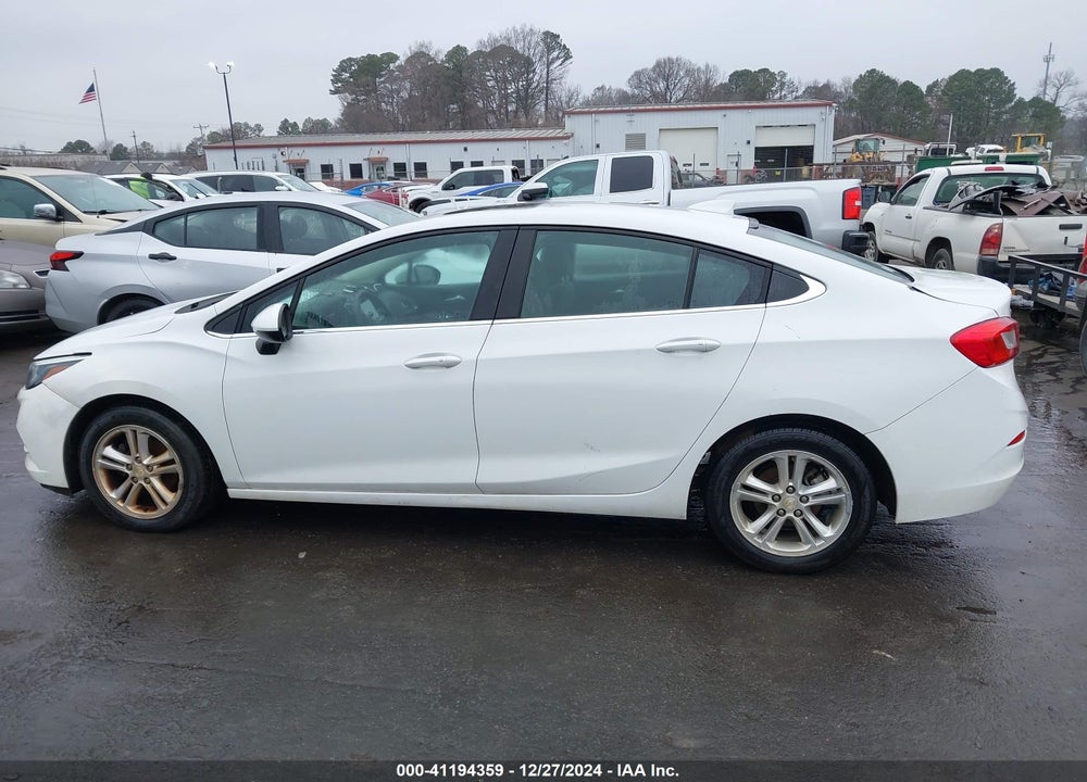 2017 CHEVROLET CRUZE VIN: 1G1BE5SM0H7186626