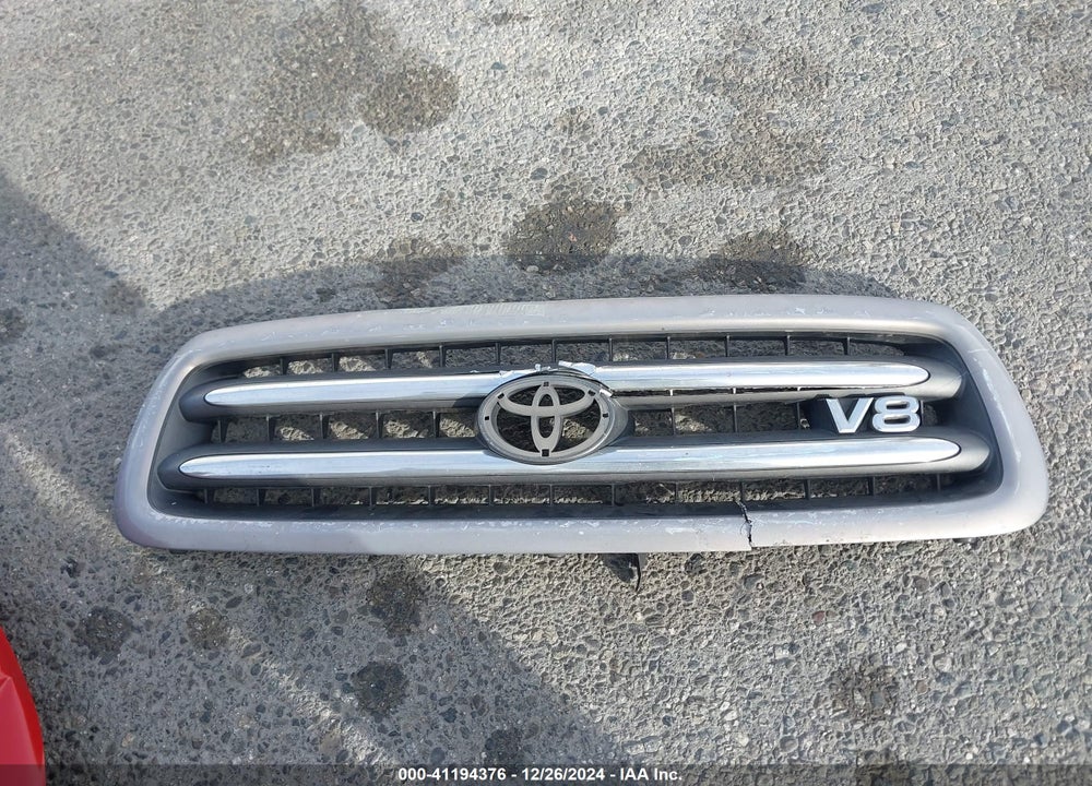 2002 TOYOTA SEQUOIA LIMITED V8 VIN: 5TDZT38A62S096410